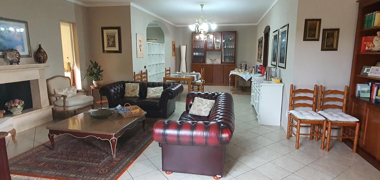 Artemisia Bed And Breakfast SantʼAnna Arresi Екстериор снимка